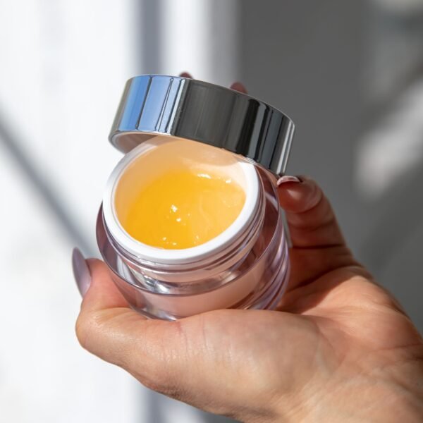 S-Cell Super Cream With 9 Peptides, Ceramides and Diamond Powder - Image 3
